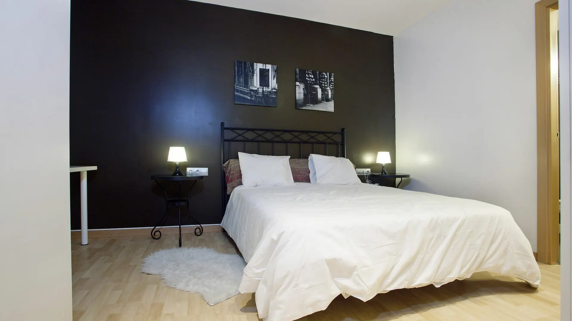 Espai Barcelona Paralel Apartments Spain